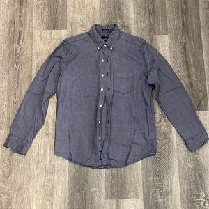 Men’s long sleeve button down